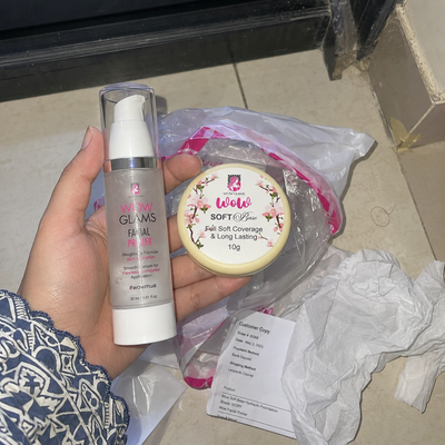 Customer review photo for Wow Ivory Shade Handi Base - Matte Foundation
