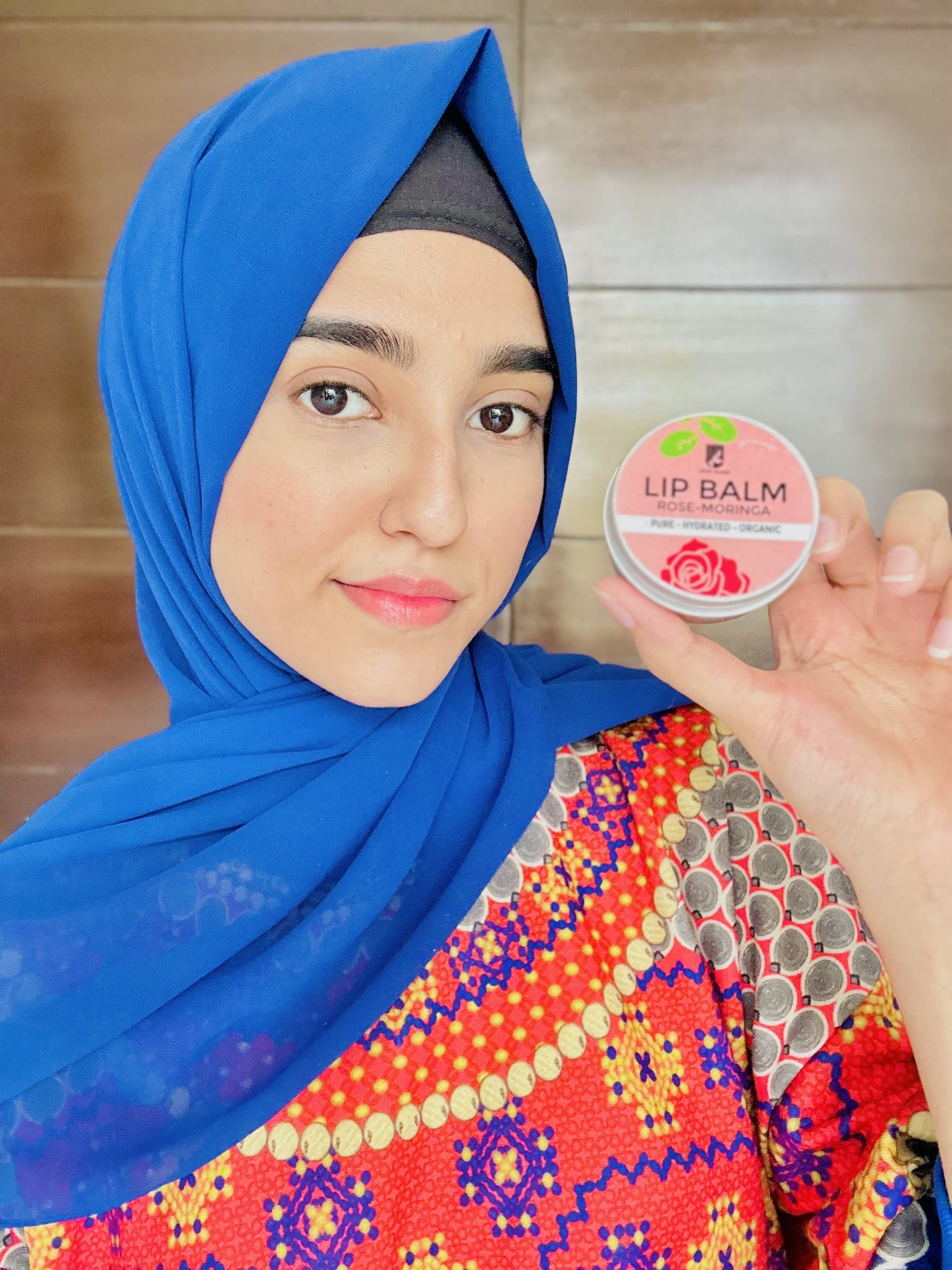 best lip balm in Pakistan, Wow Glams rose moringa lip balm for dark lips, lip balm for dry lips, lip balm for smokers