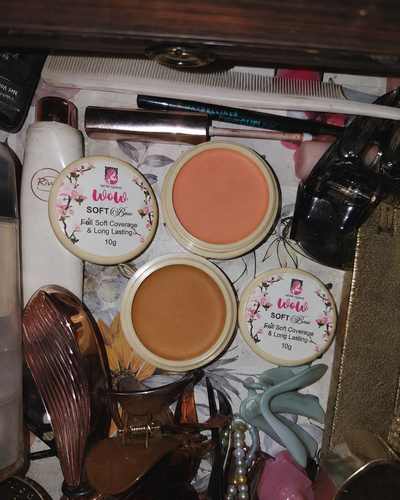Customer review photo for Wow 38 Shade Handi Base - Matte Foundation