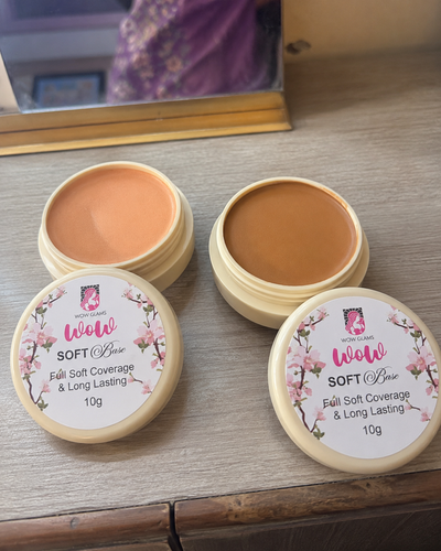 Customer review photo for Wow 38 Shade Handi Base - Matte Foundation