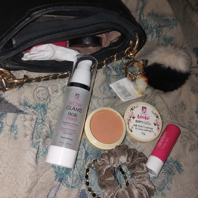 Customer review photo for Wow 2W Shade Handi Base - Matte Foundation