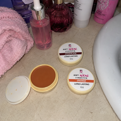 Customer review photo for Contour - Wow Chocolate Shade Handi Base