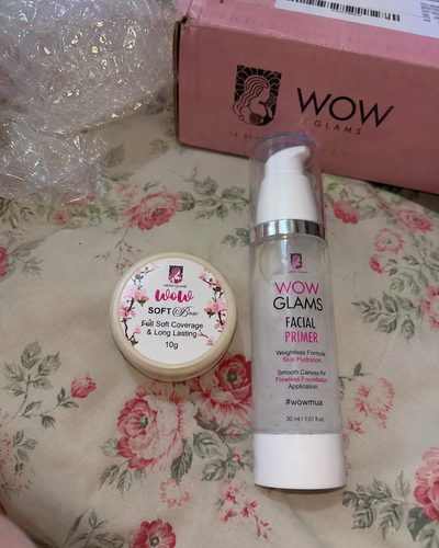 Customer review photo for Wow 38 Shade Handi Base - Matte Foundation