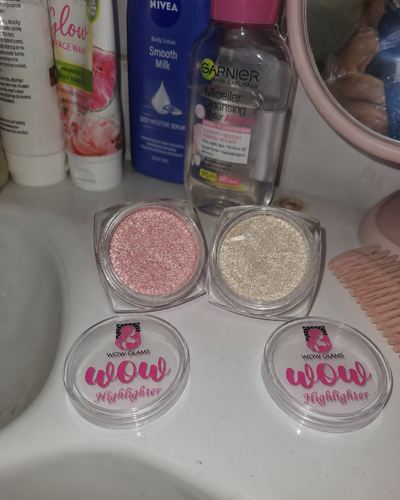 Customer review photo for Pearl Shade Highlighter Makeup