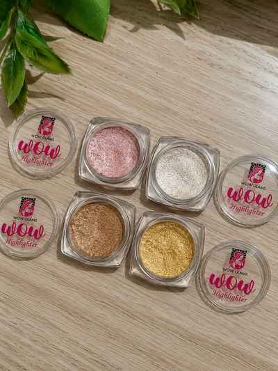 Customer review photo for Wow Highlighter Makeup Deal
