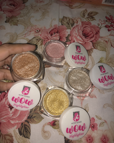 Customer review photo for Wow Highlighter Makeup Deal
