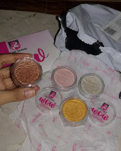Customer review photo for Tropical Shade Highlighter Makeup