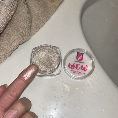 Customer review photo for Pearl Shade Highlighter Makeup
