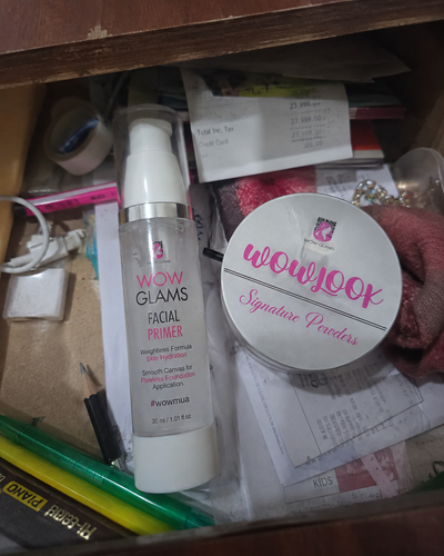 Customer review photo for WOWLOOK Colorless Loose Powder | Makeup Setting Powder
