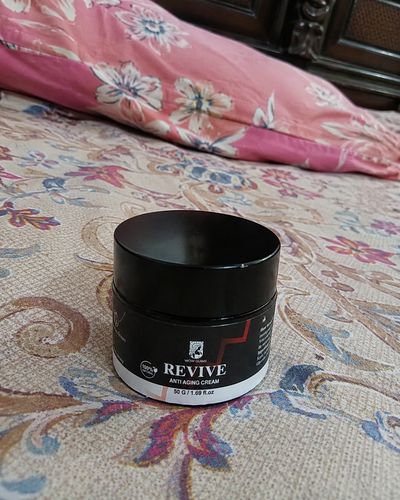 Customer review photo for REVIVE Age Defying Cream