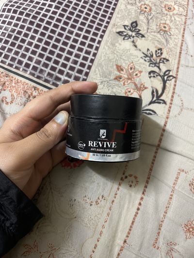 Customer review photo for REVIVE Age Defying Cream
